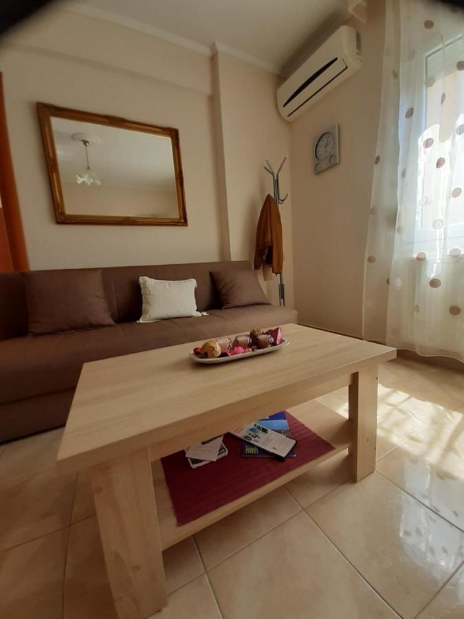 M&T Apartment Kavala Exterior photo